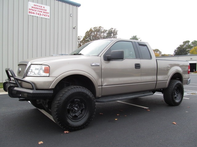 Ford K 2004 photo - 5