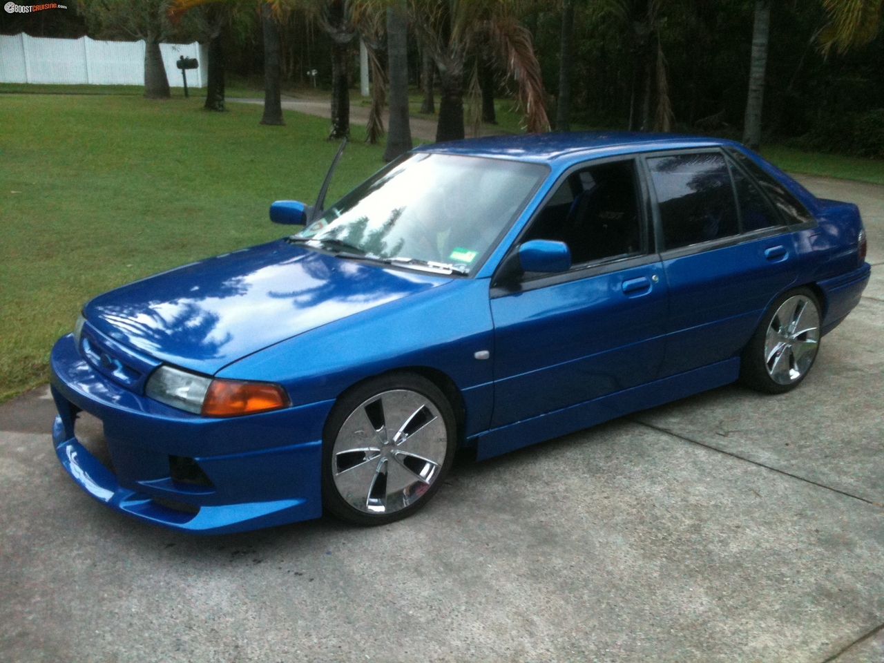 Ford Laser 1994 photo - 1