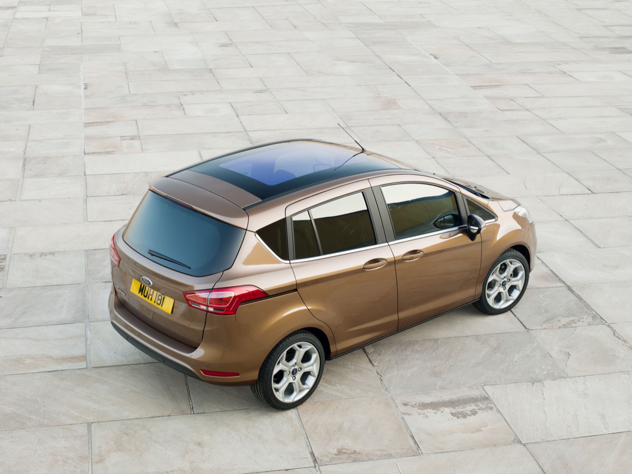 Ford Max 2014 photo - 8