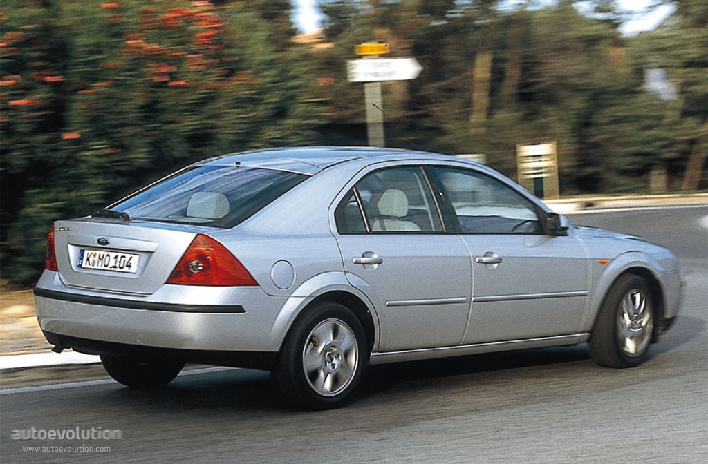 Ford Mondeo 2002 photo - 5