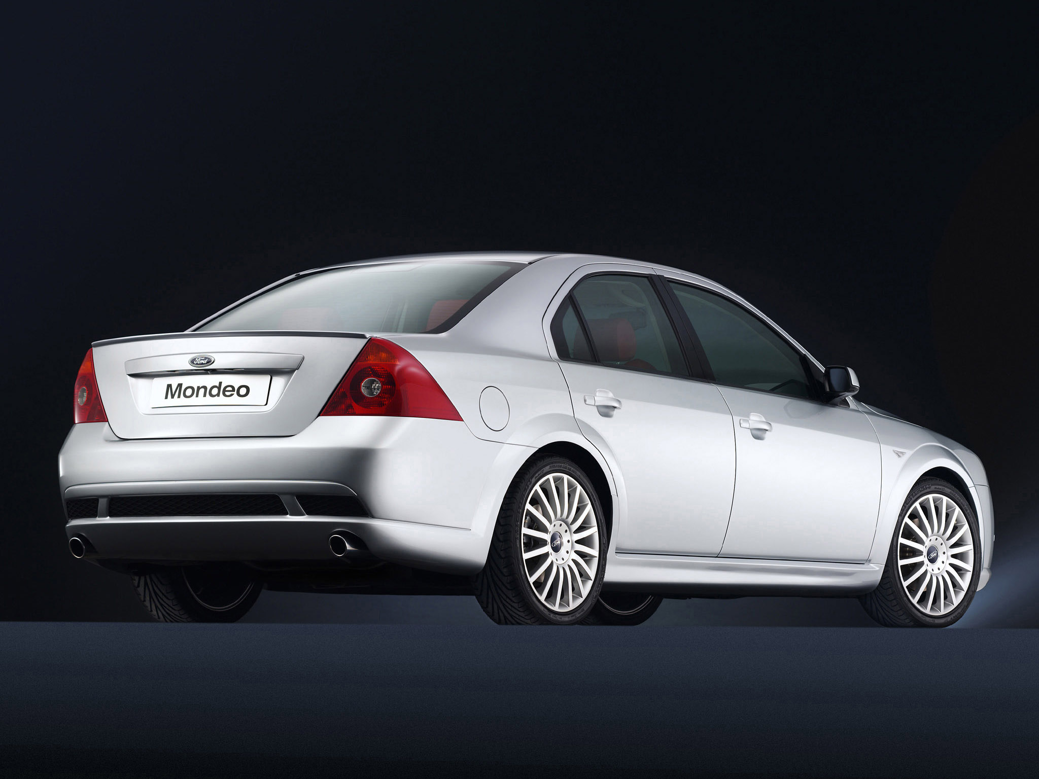 Ford Mondeo 2002 photo - 7