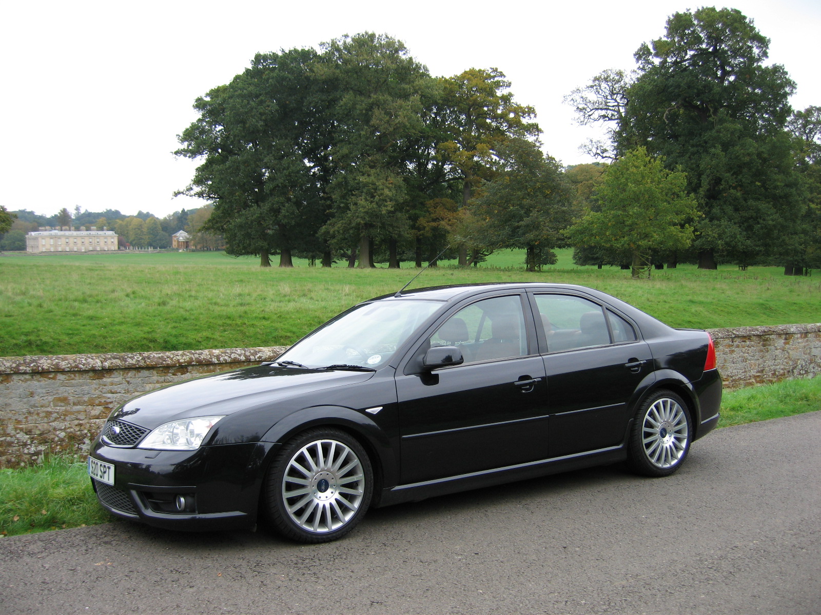 Ford Mondeo 2003 photo - 2