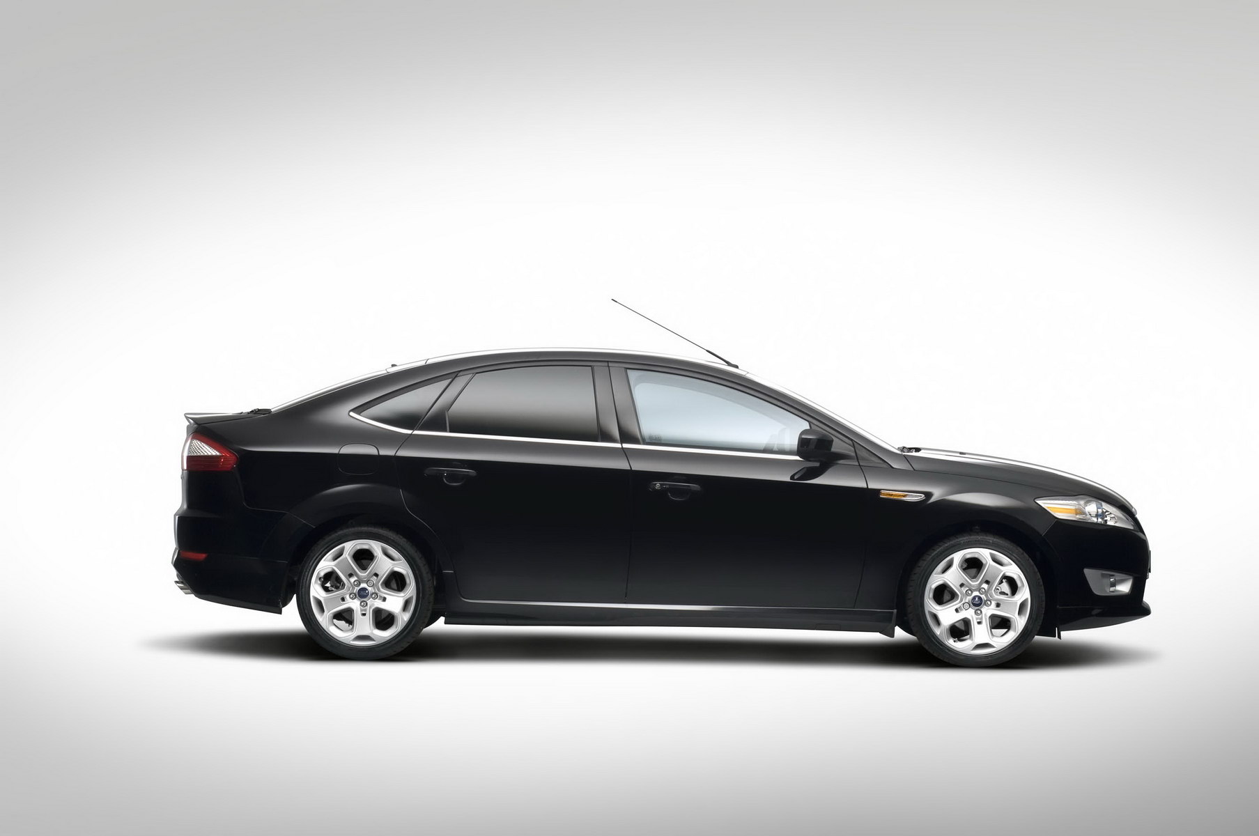 Ford Mondeo 2008 photo - 5