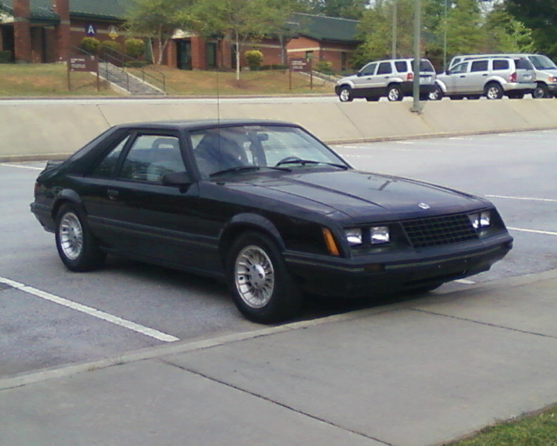Ford Mustang 1982 photo - 3