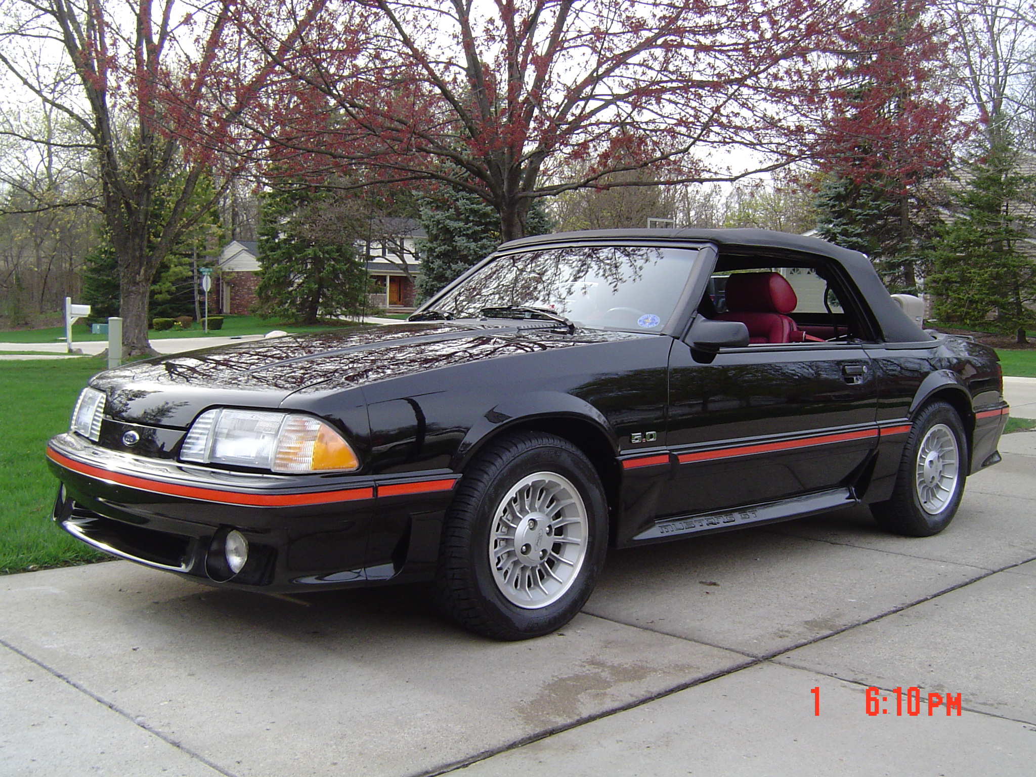 Ford Mustang 1988 photo - 5