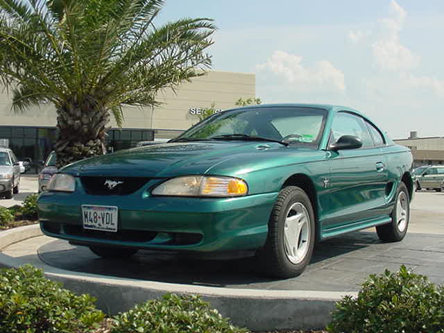 Ford Mustang 1996 photo - 3