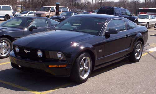 Ford Mustang 2005 photo - 1