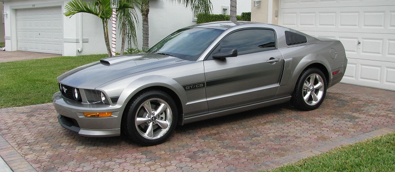 Ford Mustang 2009 photo - 8