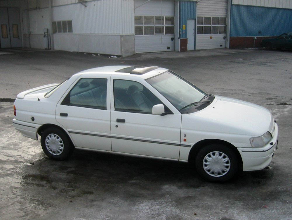 Ford Orion 1991 photo - 4