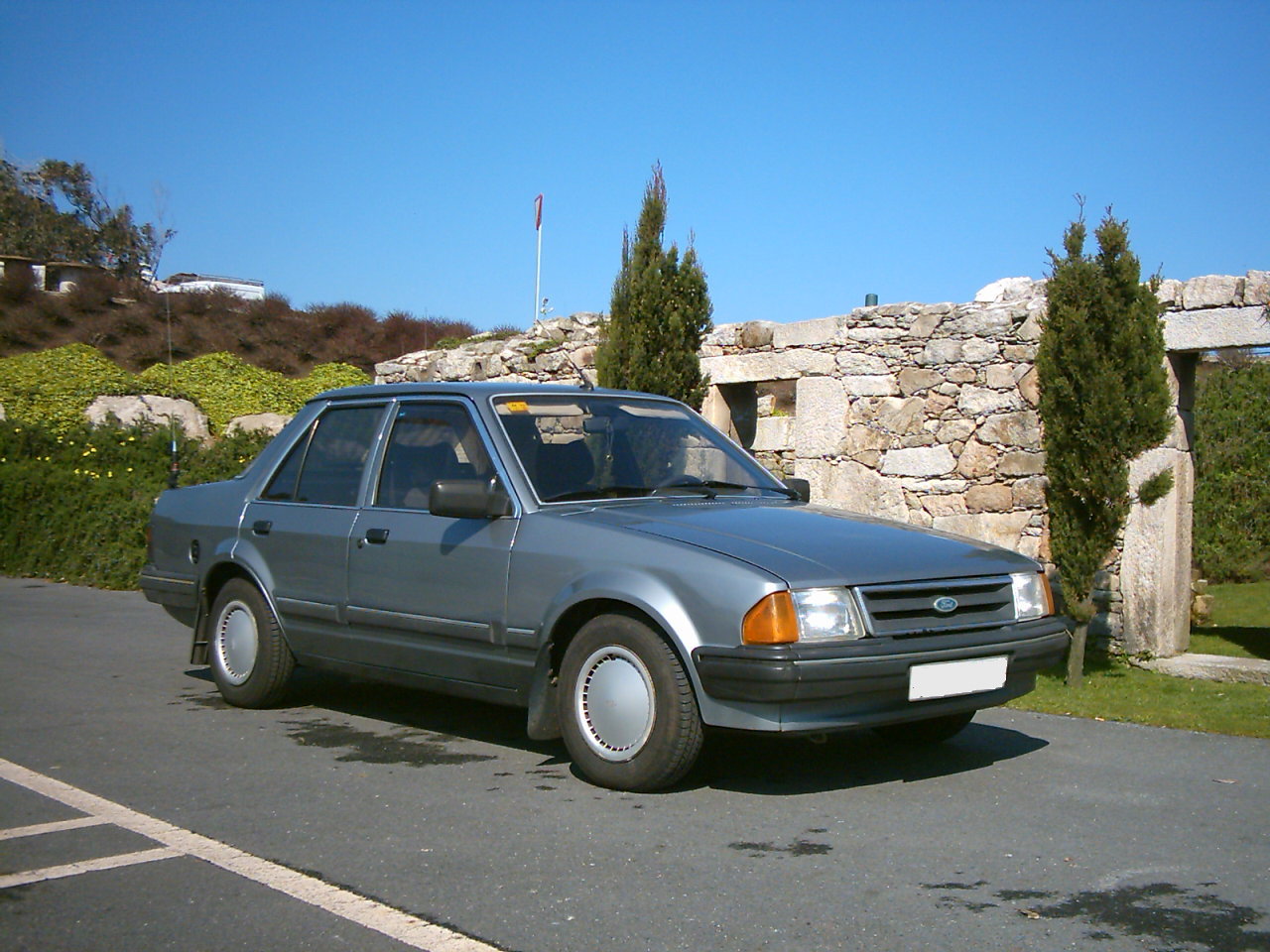 Ford Orion 1998 photo - 5