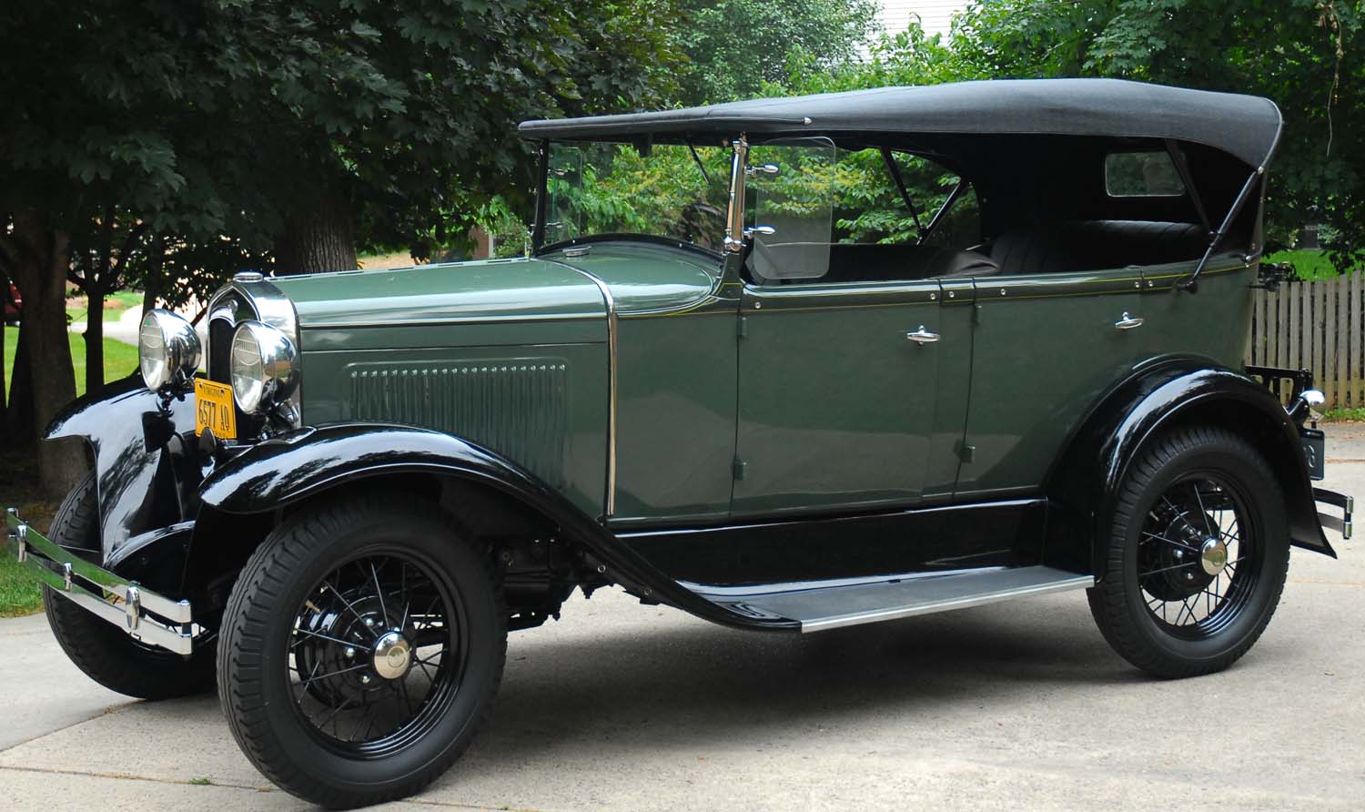 Ford Phaeton 1930 photo - 1
