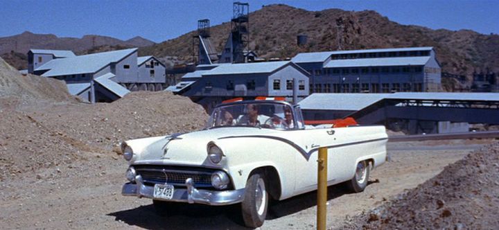 Ford Sunliner 1955 photo - 7