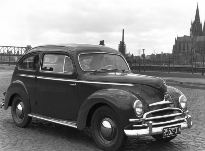 Ford Taunus 1951 photo - 1