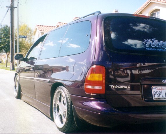 Ford Windstar 2000 photo - 7