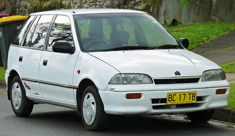 Holden Barina 2000 photo - 2