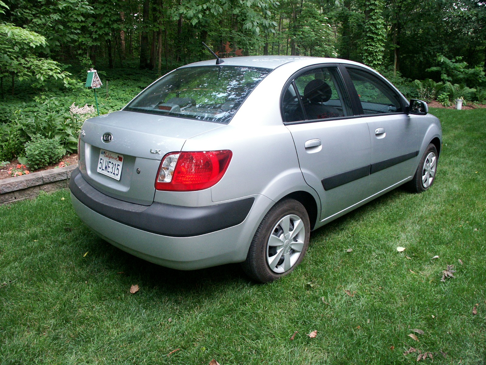 Kia Rio 2006 Review, Amazing Pictures and Images Look