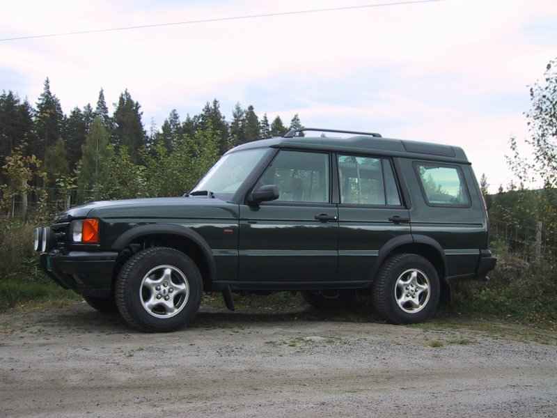 Land Rover Discovery 1998 photo - 2