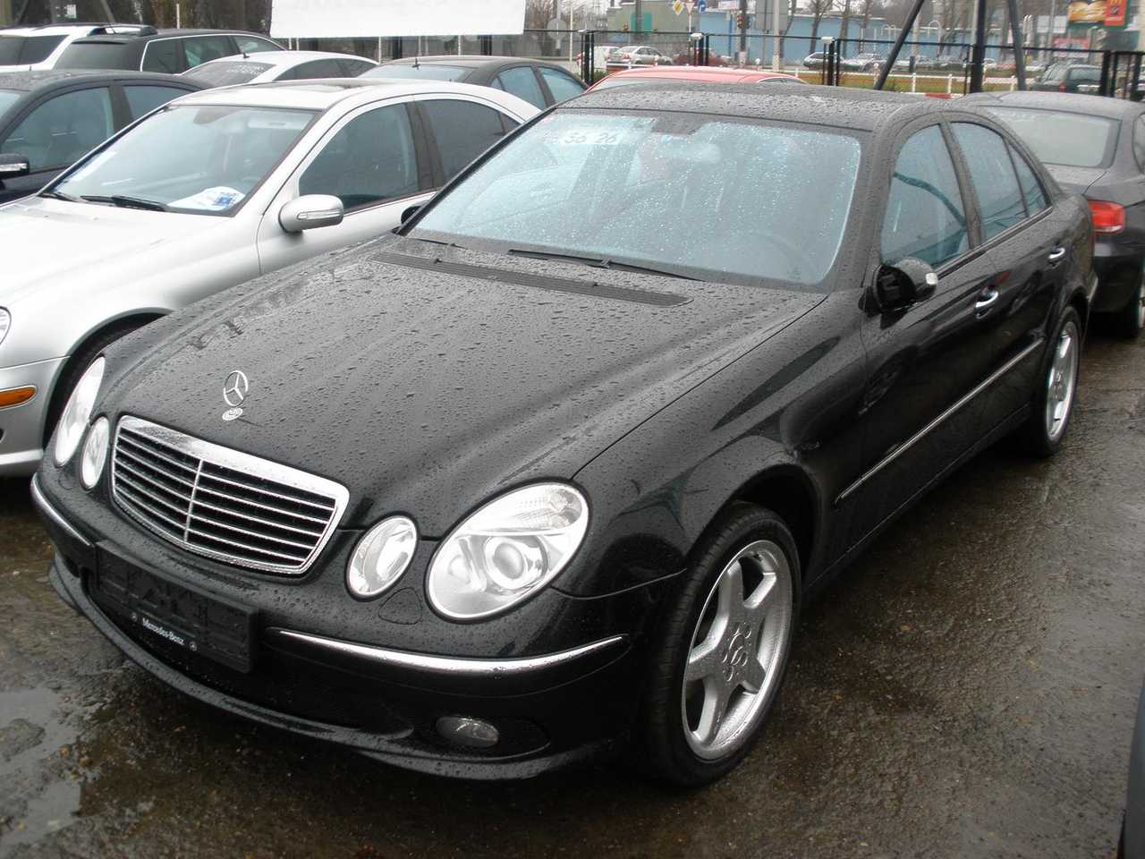 Mercedes-benz E-class 2002 photo - 3