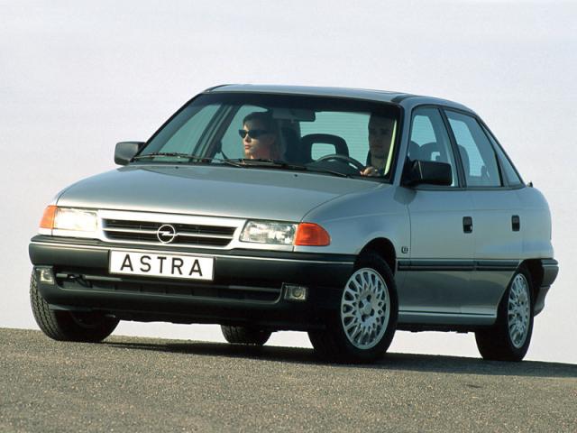 Opel Astra 1991 photo - 3