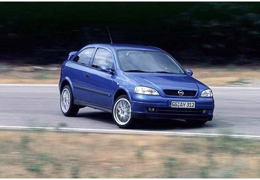 Opel Astra 1999 photo - 1
