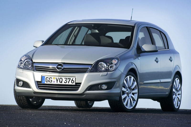 Opel Astra-H 2013 photo - 2
