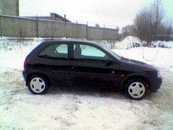 Opel Corsa 1999 photo - 1