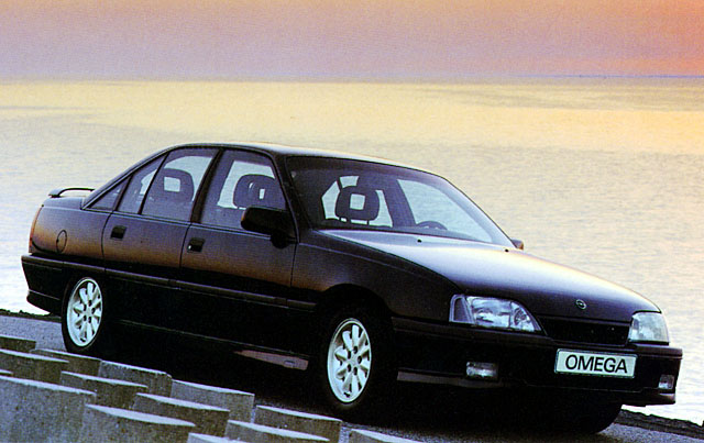 Opel Omega 1989 photo - 1