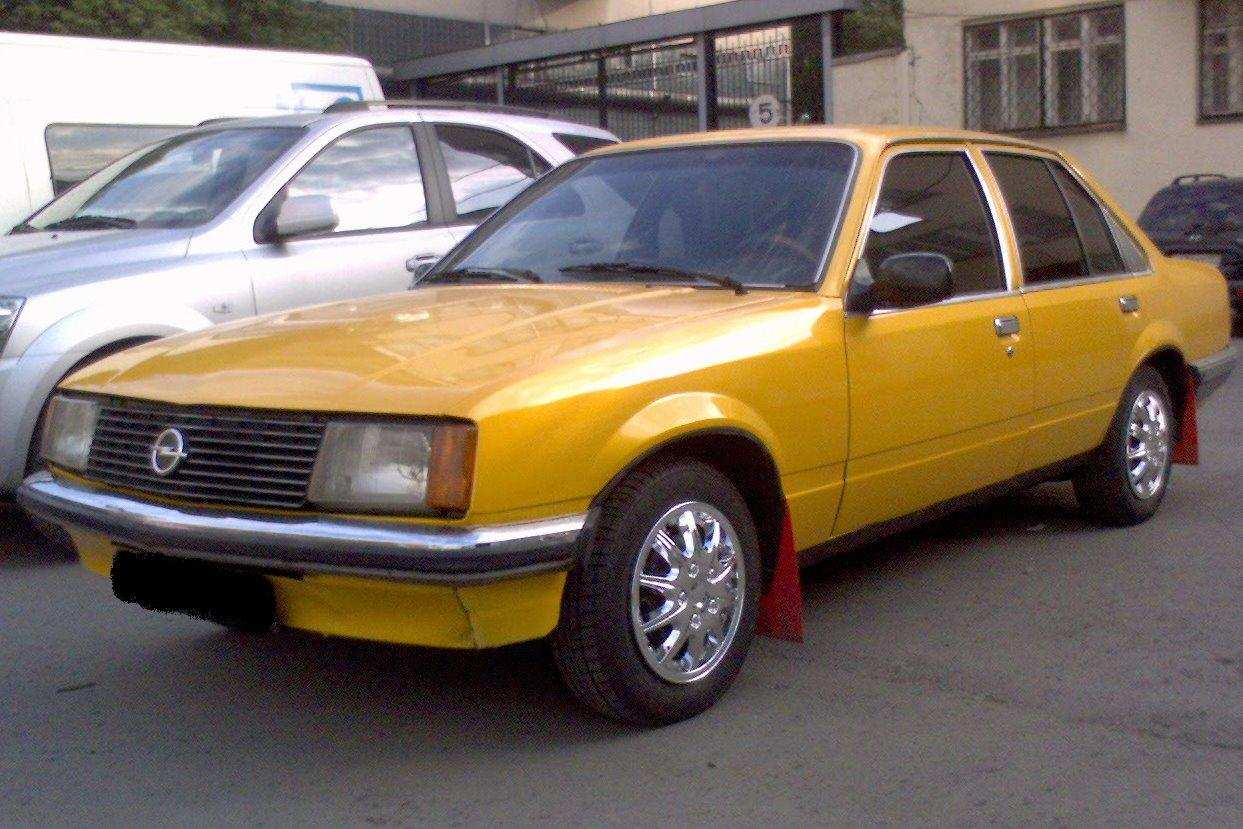 Opel Rekord 1984 photo - 2
