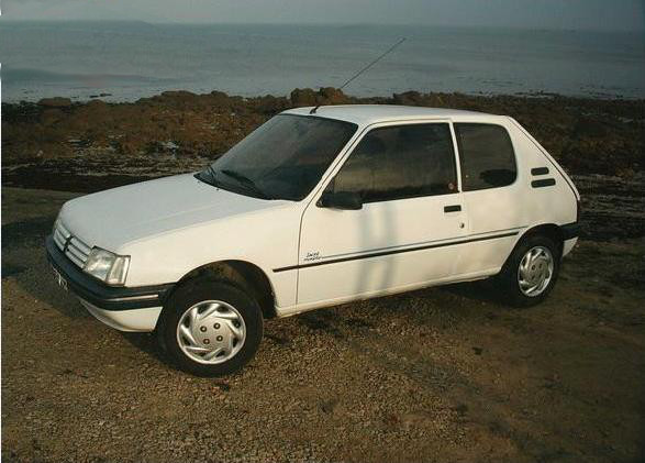 Peugeot 205 1997 photo - 1