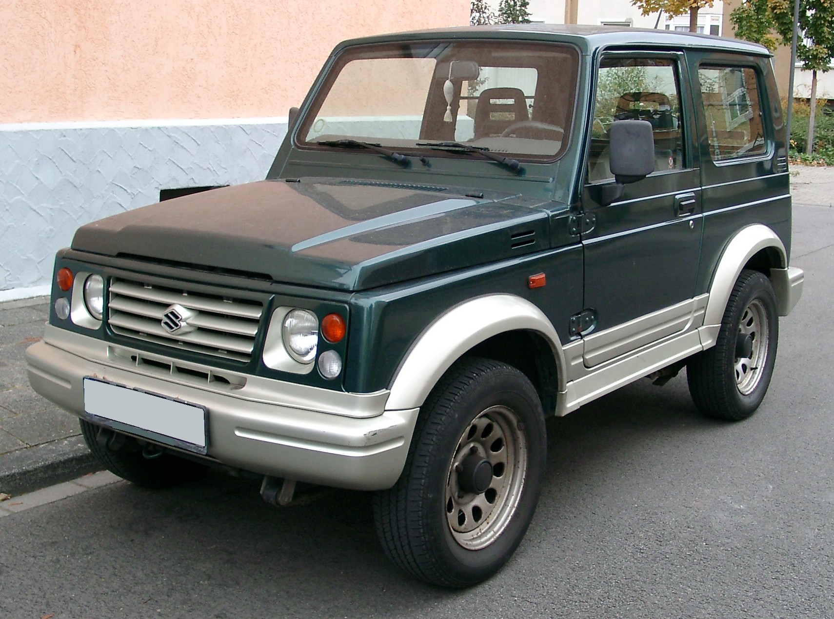 Suzuki Samurai 2000