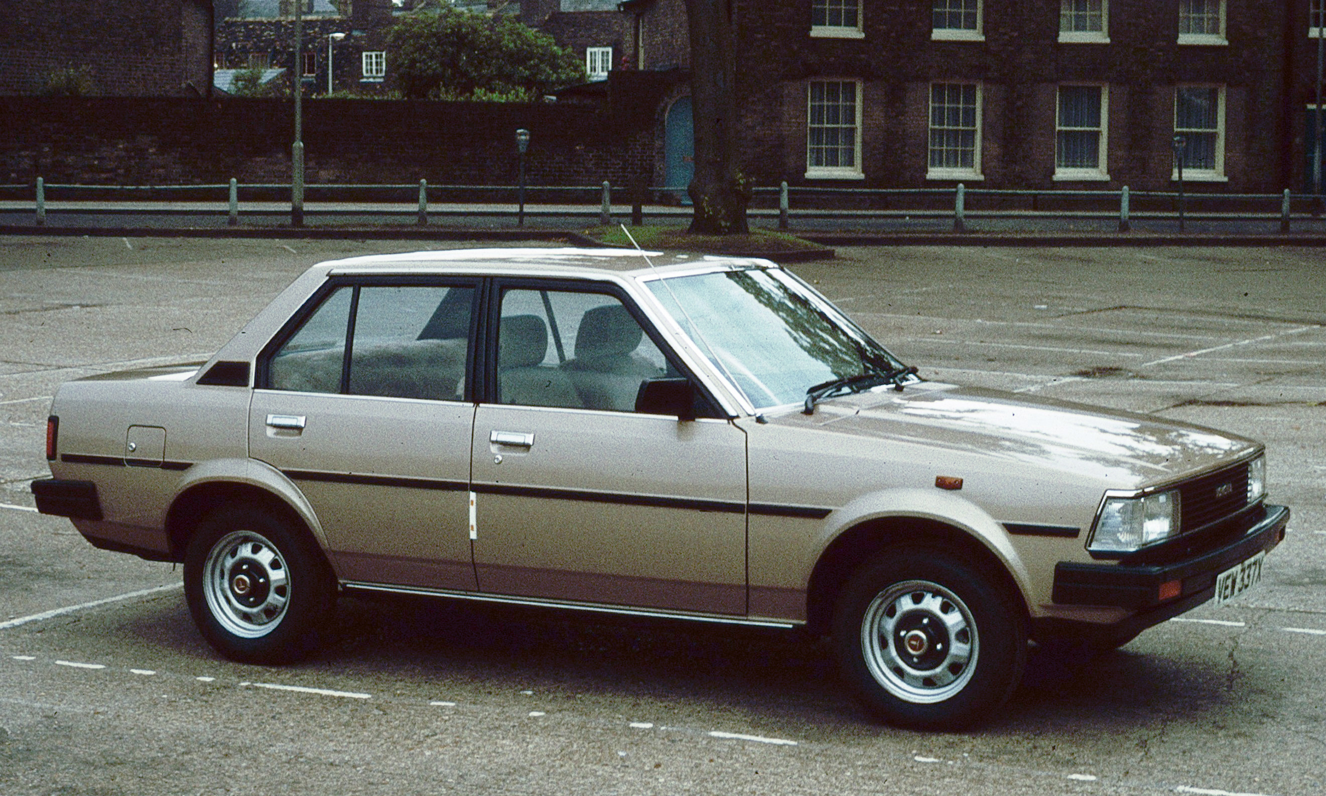 Toyota corolla 1981 photo - 1