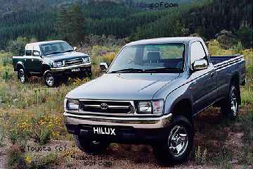 Toyota Hilux 2000 photo - 1