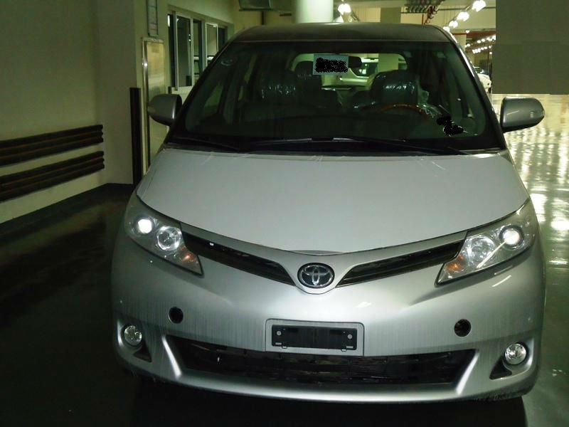 Toyota previa 2013 photo - 2
