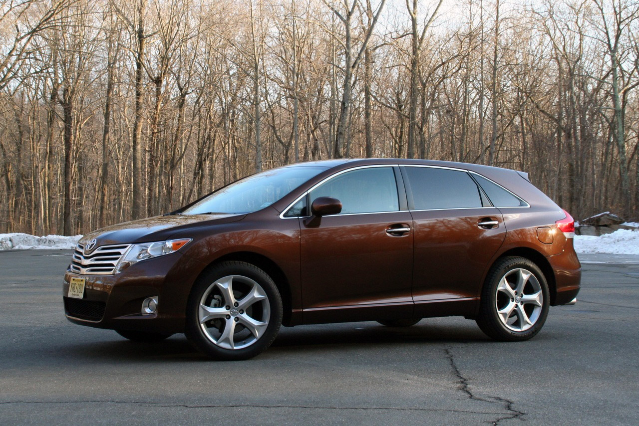 Toyota Venza 2011: Review, Amazing Pictures and Images - Look at the car