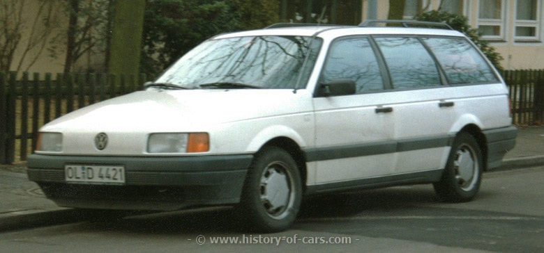 Volkswagen Passat 1988 photo - 2
