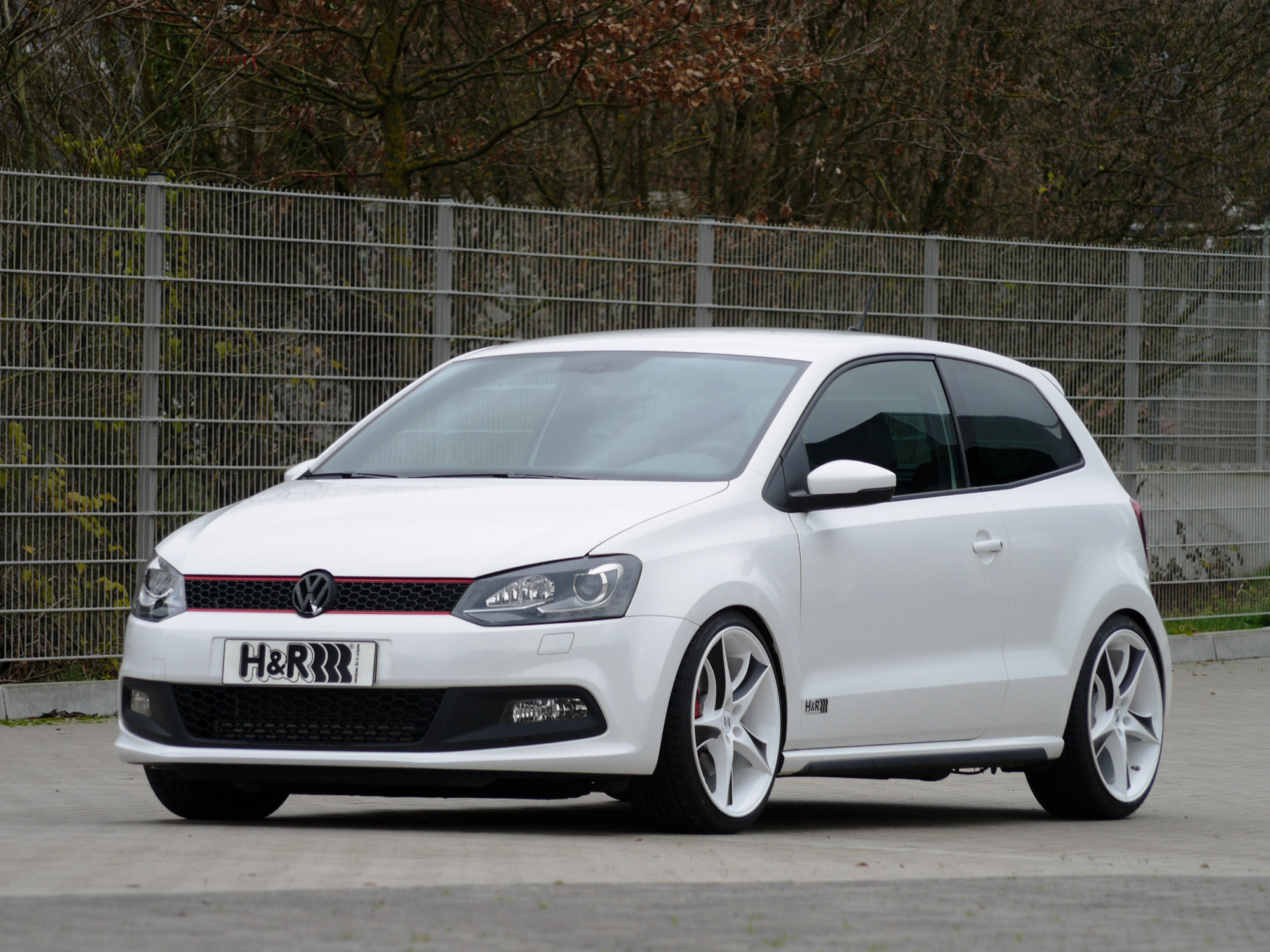 Volkswagen Polo 2010 - Look at the car