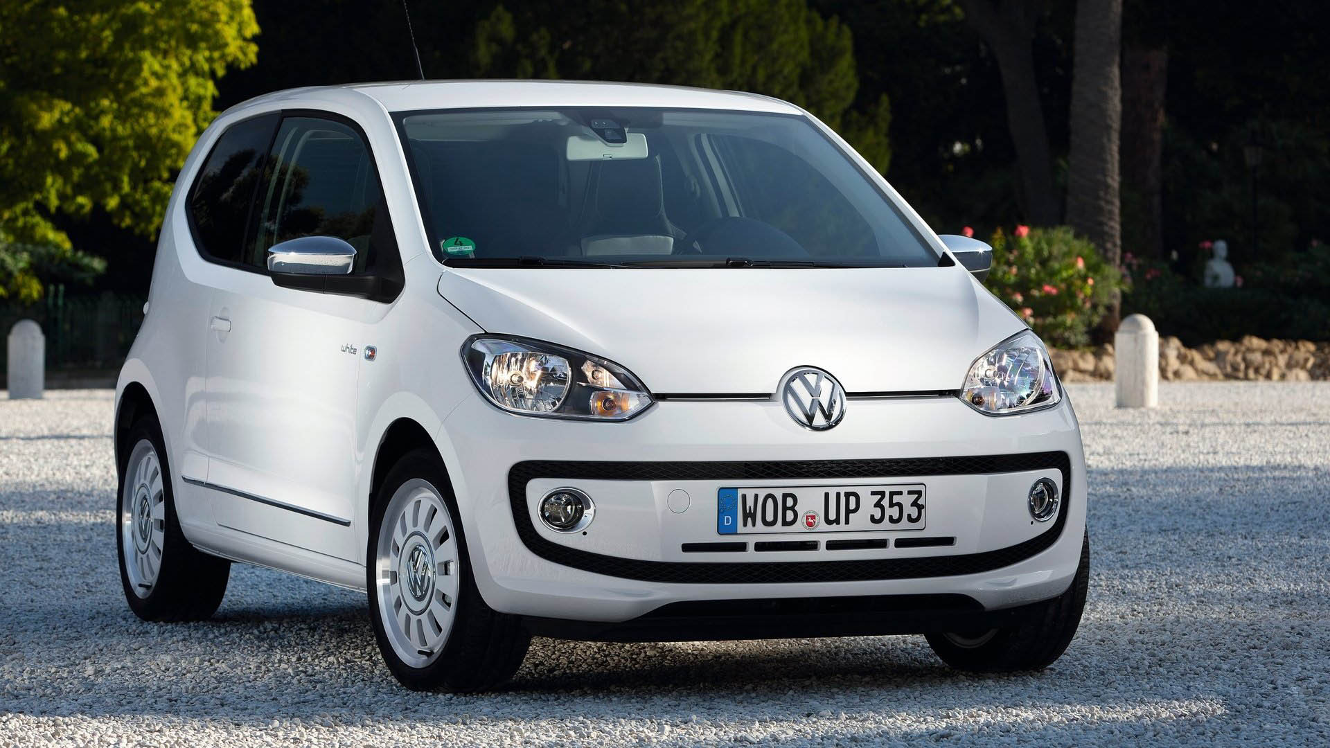 Volkswagen up 2013: Review, Amazing Pictures and Images – Look at the car