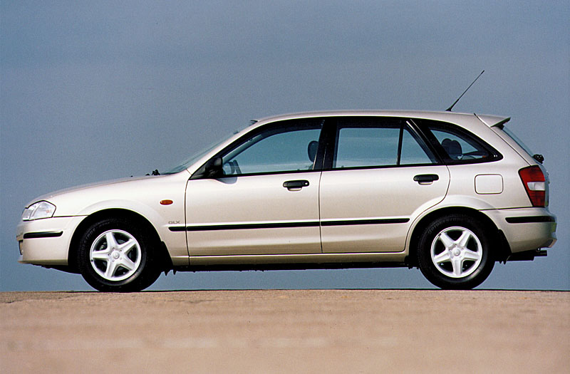Mazda 2 1998 photo - 5
