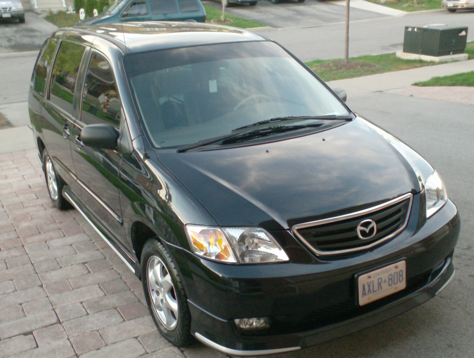 Mazda b-series 2000 photo - 5