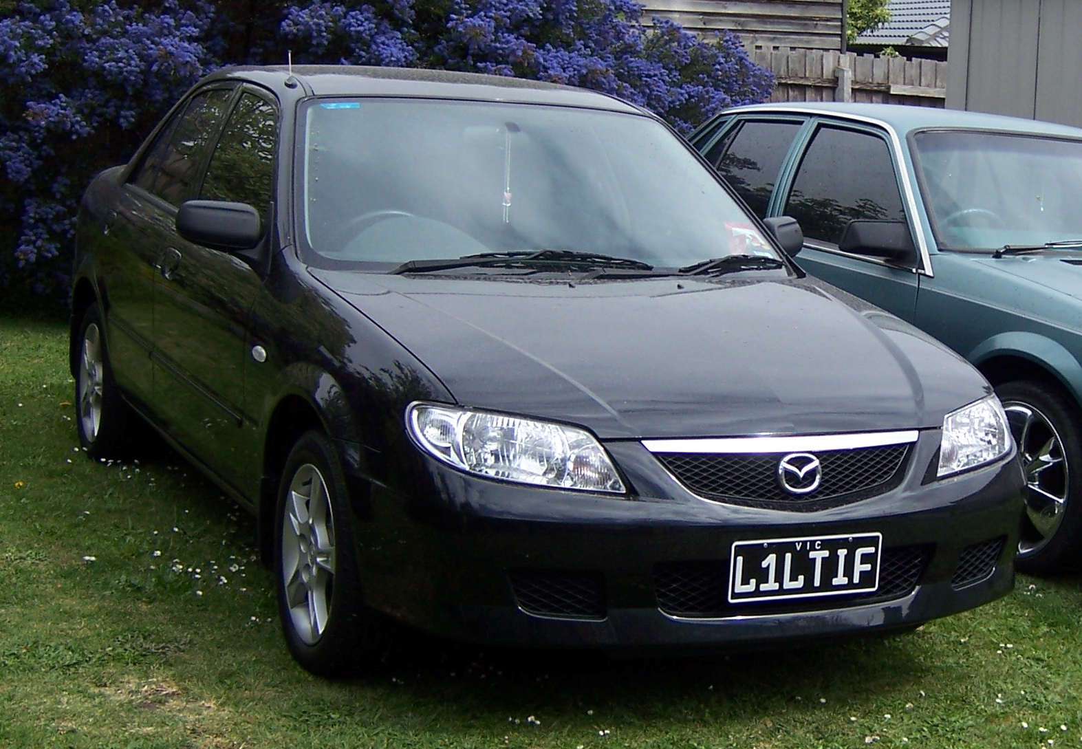 Mazda B-series 2003 photo - 5