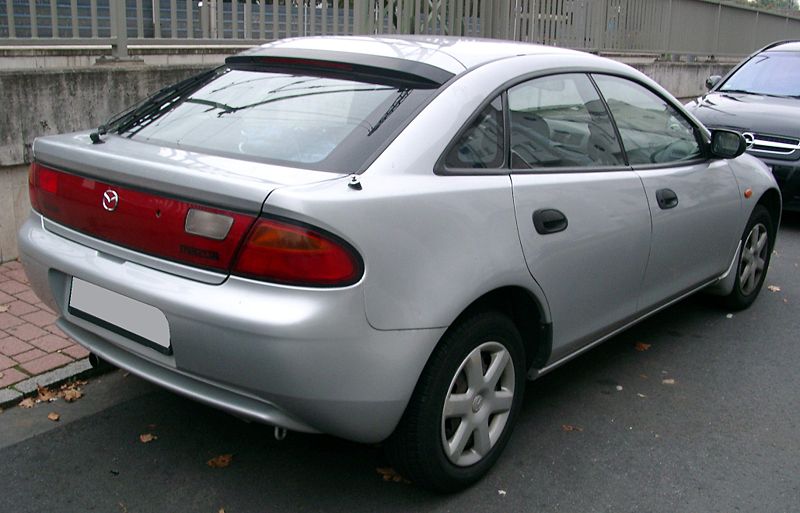 Mazda lantis 1996 photo - 4
