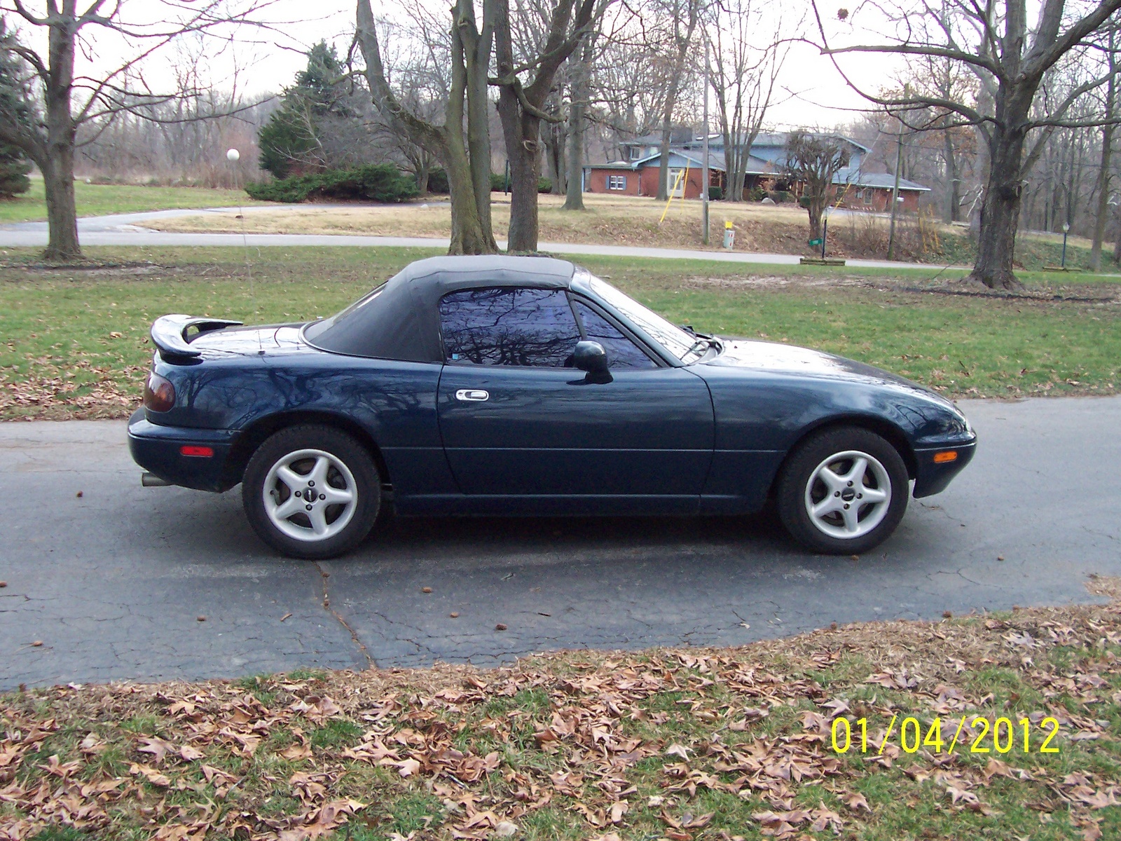 Mazda MX-5 1997 photo - 6