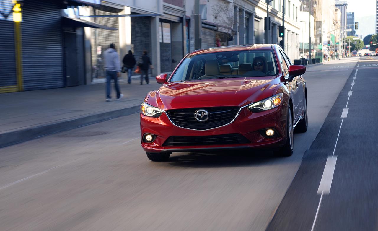 Mazda Sport 2014 photo - 3